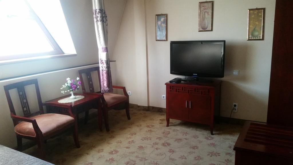 Motel DHS Deva Buitenkant foto